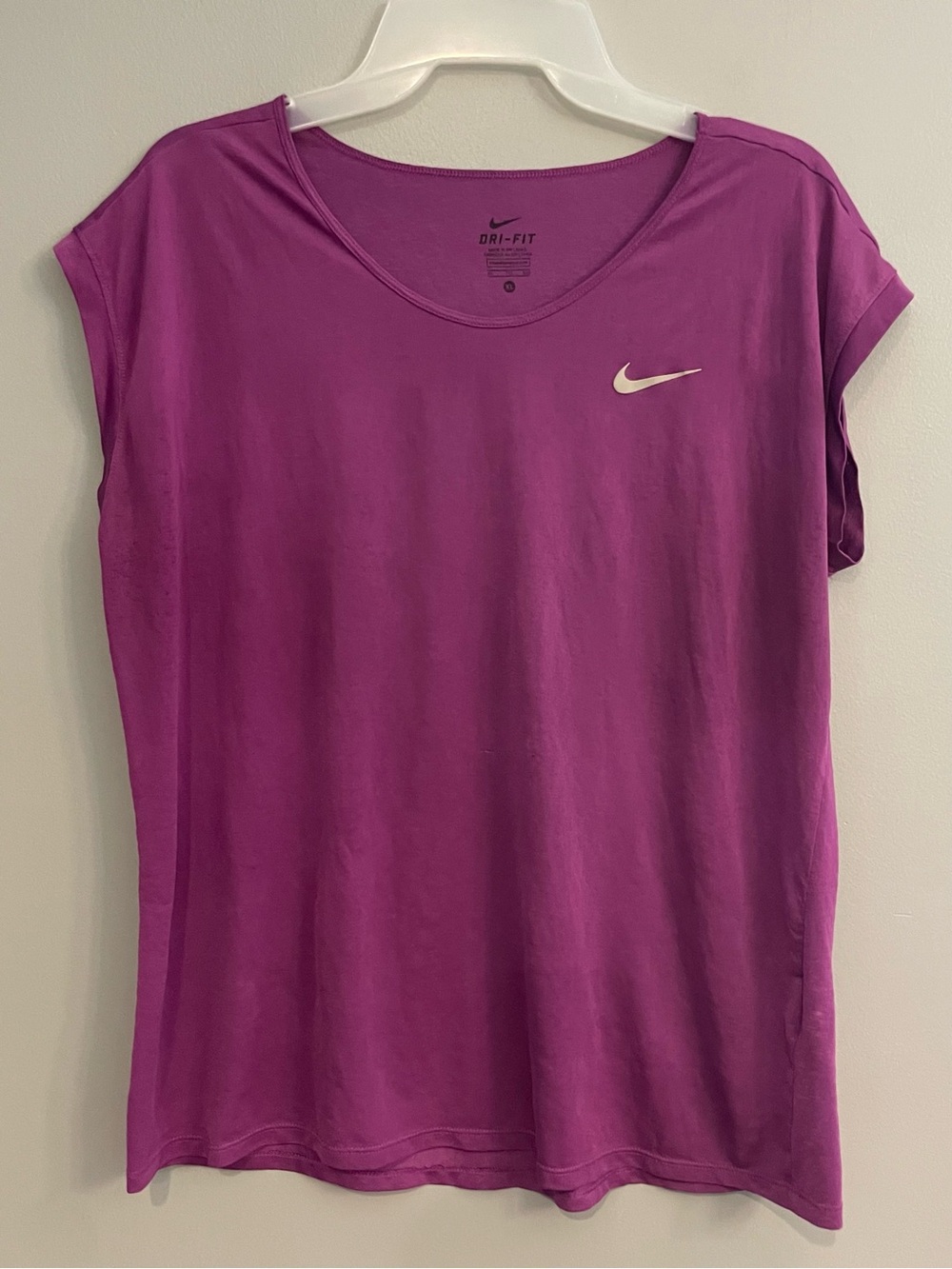 Nike Women's Magenta Running Cool Breeze Scoop Neck Dri-FIT Tee